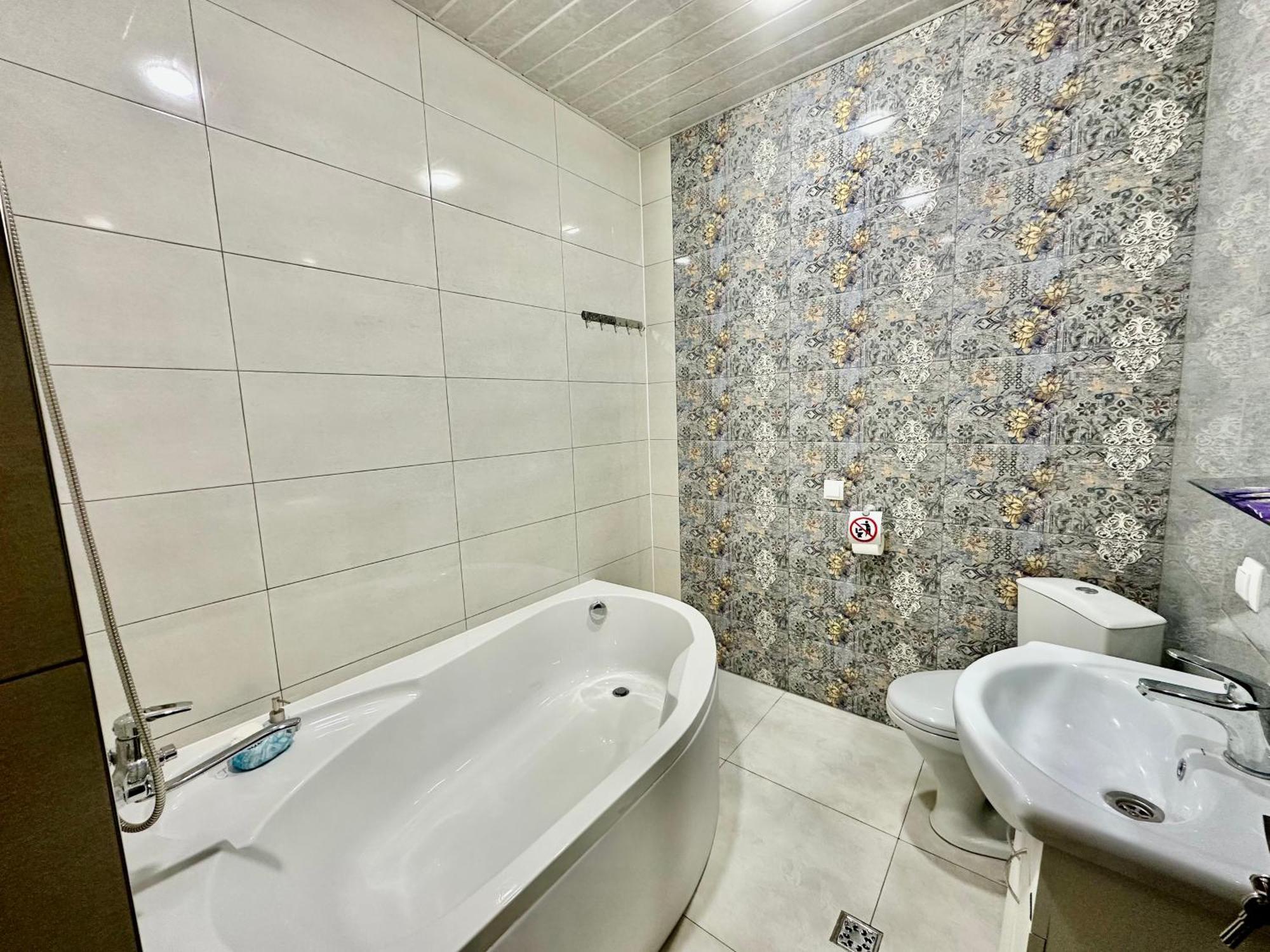 Tadevosyan Guest House Бжні Екстер'єр фото