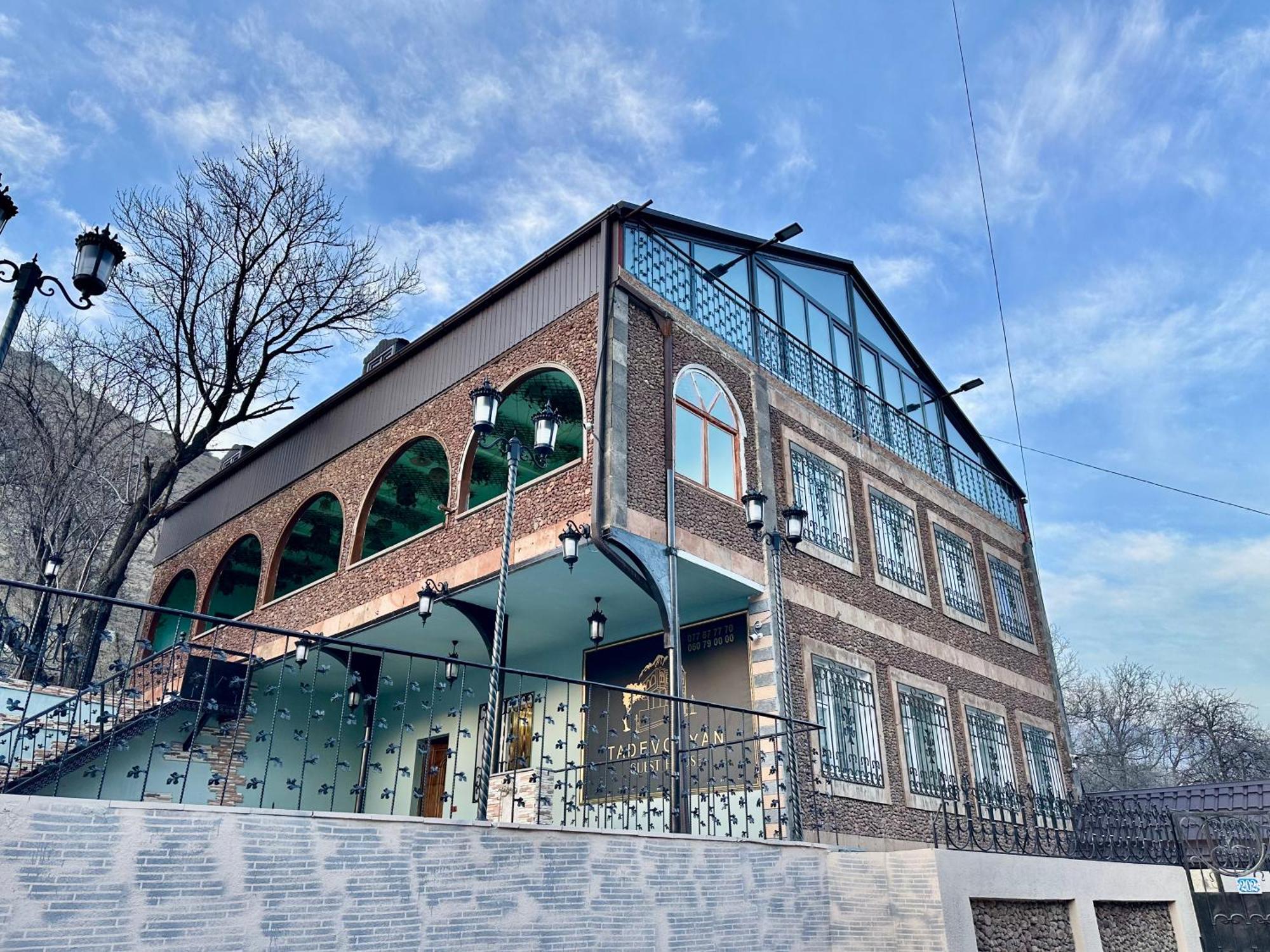 Tadevosyan Guest House Бжні Екстер'єр фото